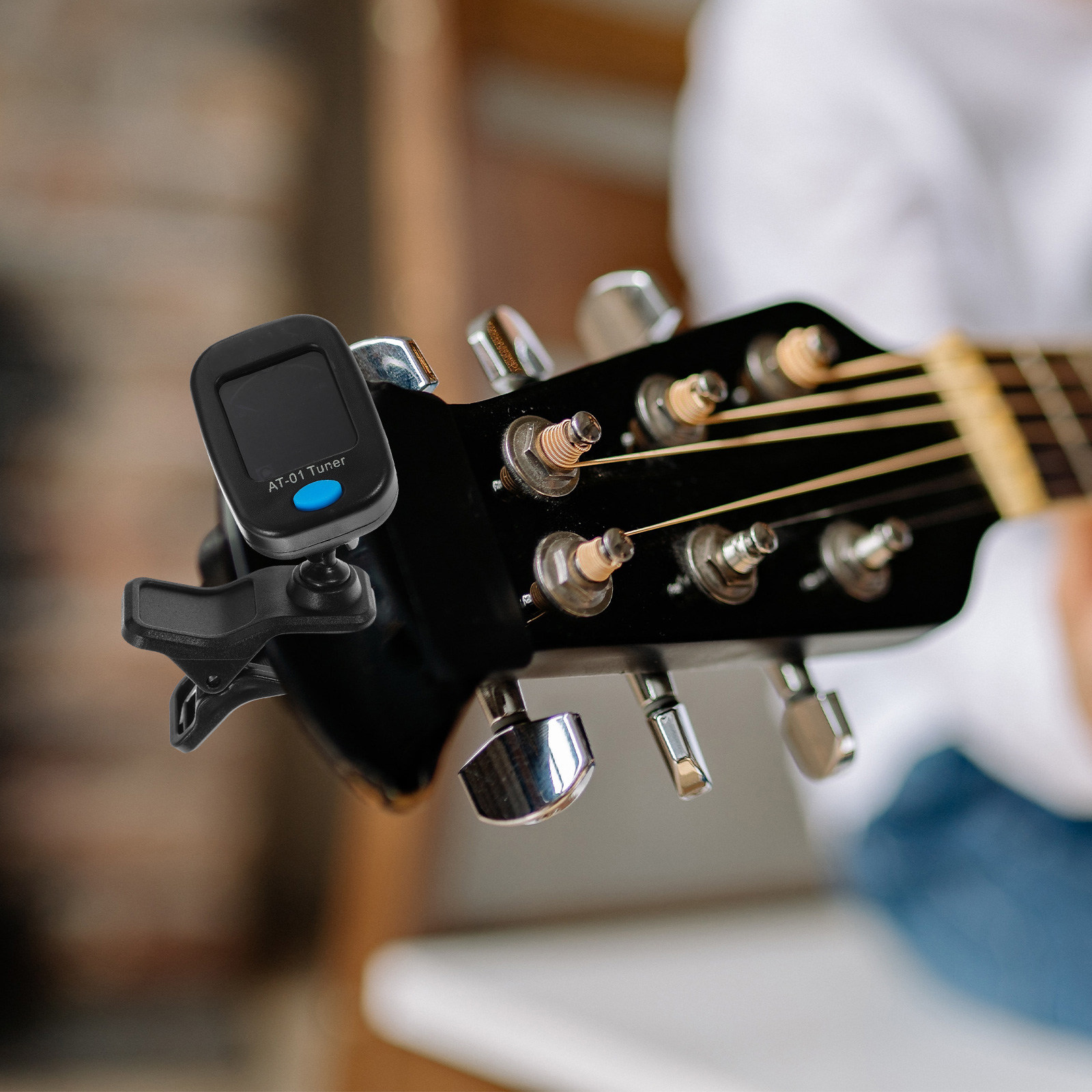 Violin Musical Instrument - ギター、バイオリン、ウクレレ、ベース用ユニバーサルチューナー コンパクトなクリップオンデザイン 滑り止めクランプ ポータブル楽器チューニング